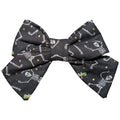 611fc05e3c4ce80992caae23_dancing-skeletons-bow_1787278722779.jpg