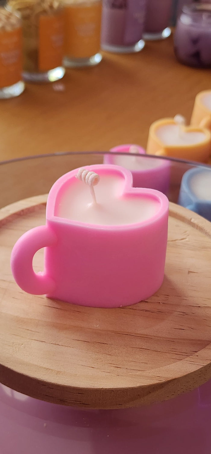 611fc05e3c4ce80992caae23_pink-love-cup-candle2_1783731283518.jpg