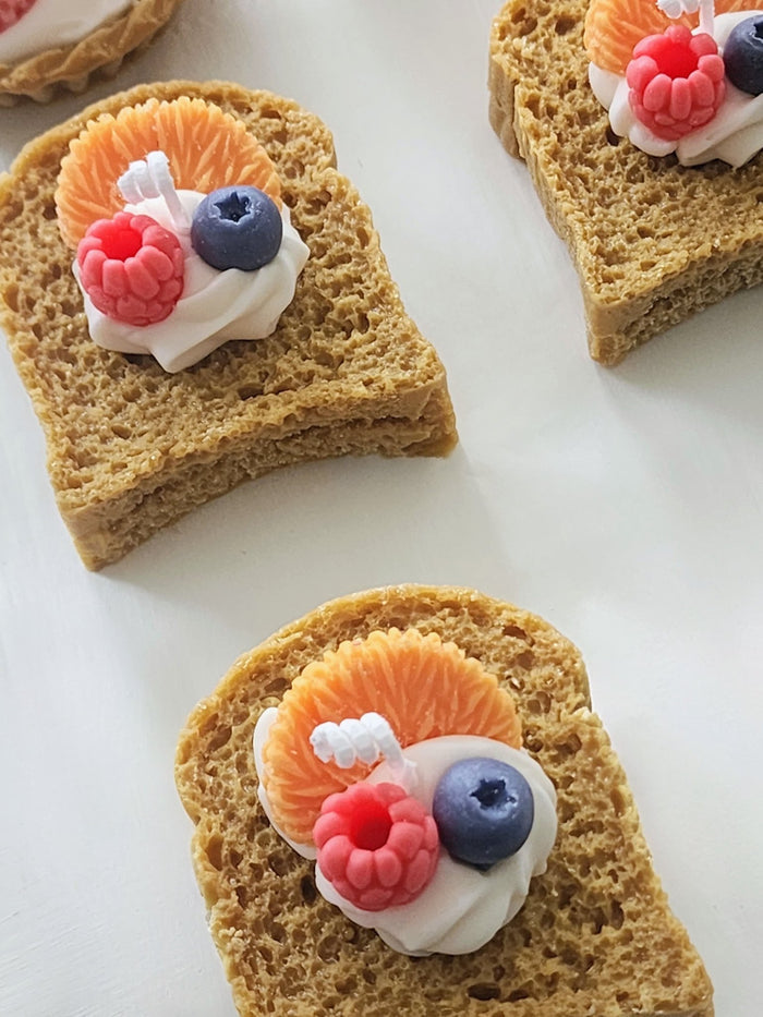 611fc05e3c4ce80992caae23_toast-berry-candle1_1783738572604.jpg