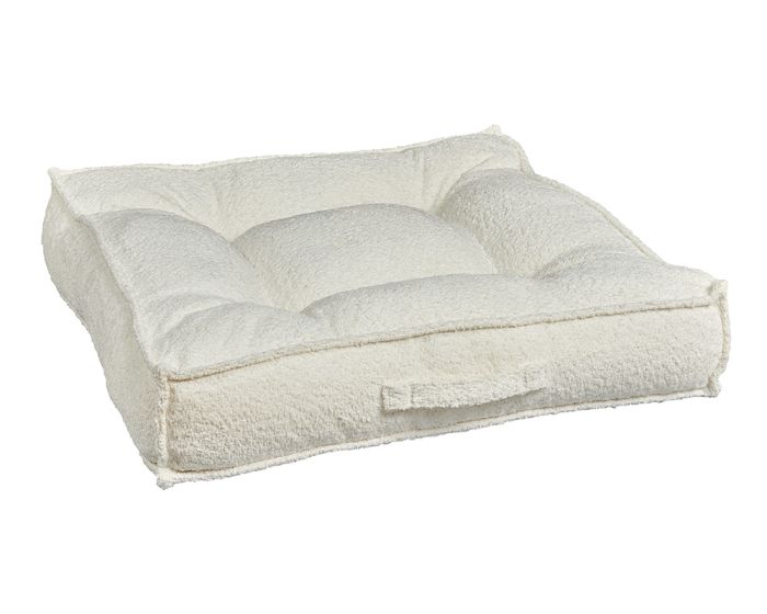 Piazza Bed Collection in Milkshake
