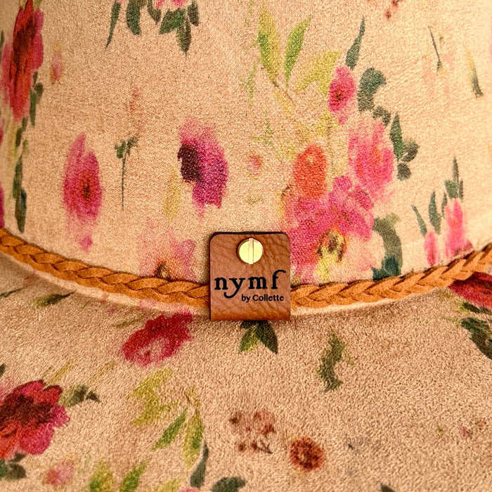 611fc05e3c4ce80992caae23_red-roses-tan-pinched-rancher-back-detail_1786551926642.jpg